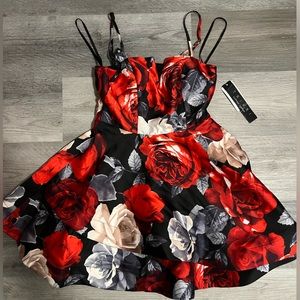 BRAND NEW- Floral Dress